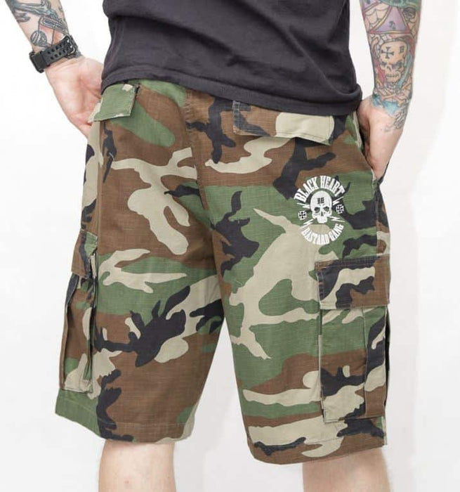 Black Heart Shorts Camouflage Skull