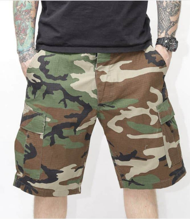 Black Heart Shorts Camouflage Skull